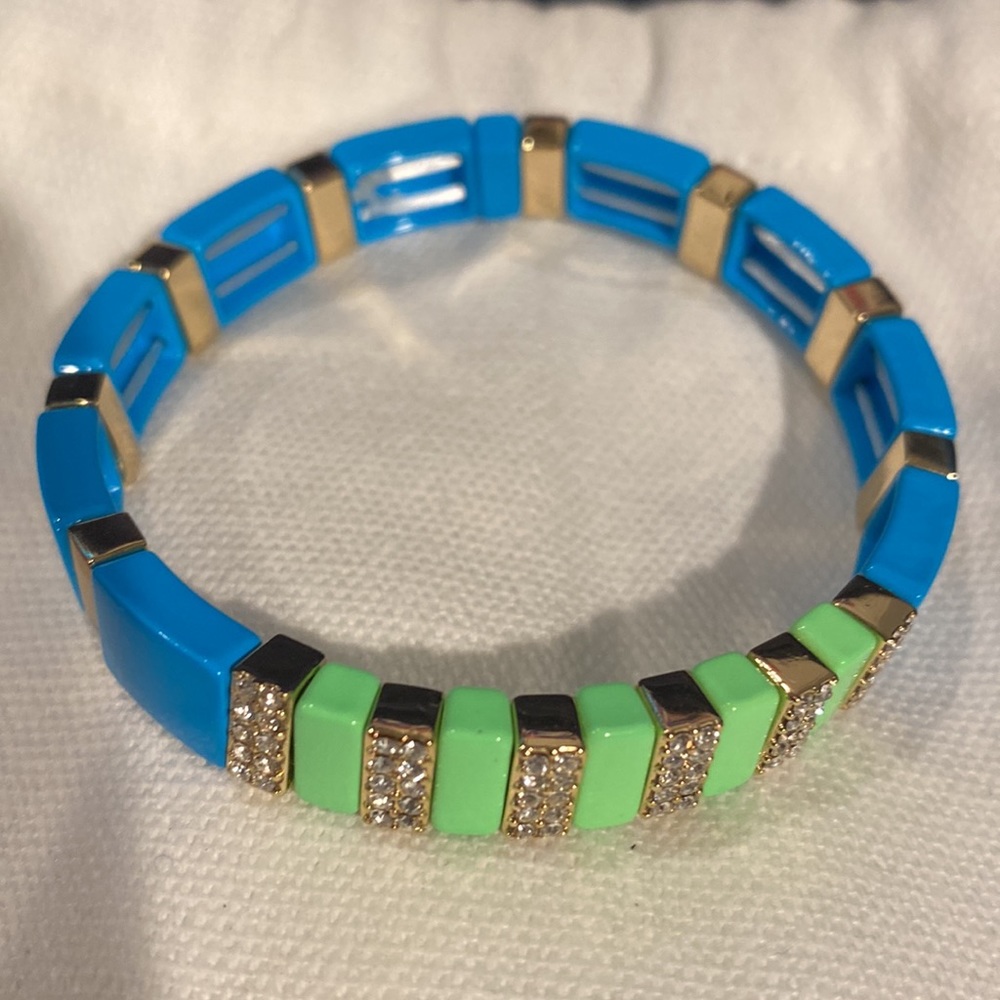 Roxanne Assoulin bracelet